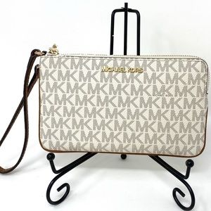 Michael Kors LG Wristlet Phone Case Clutch Vanilla
